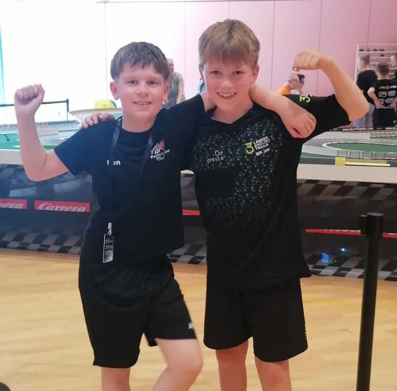Die U13-Meister Juri Eichner und Ben Porzucek