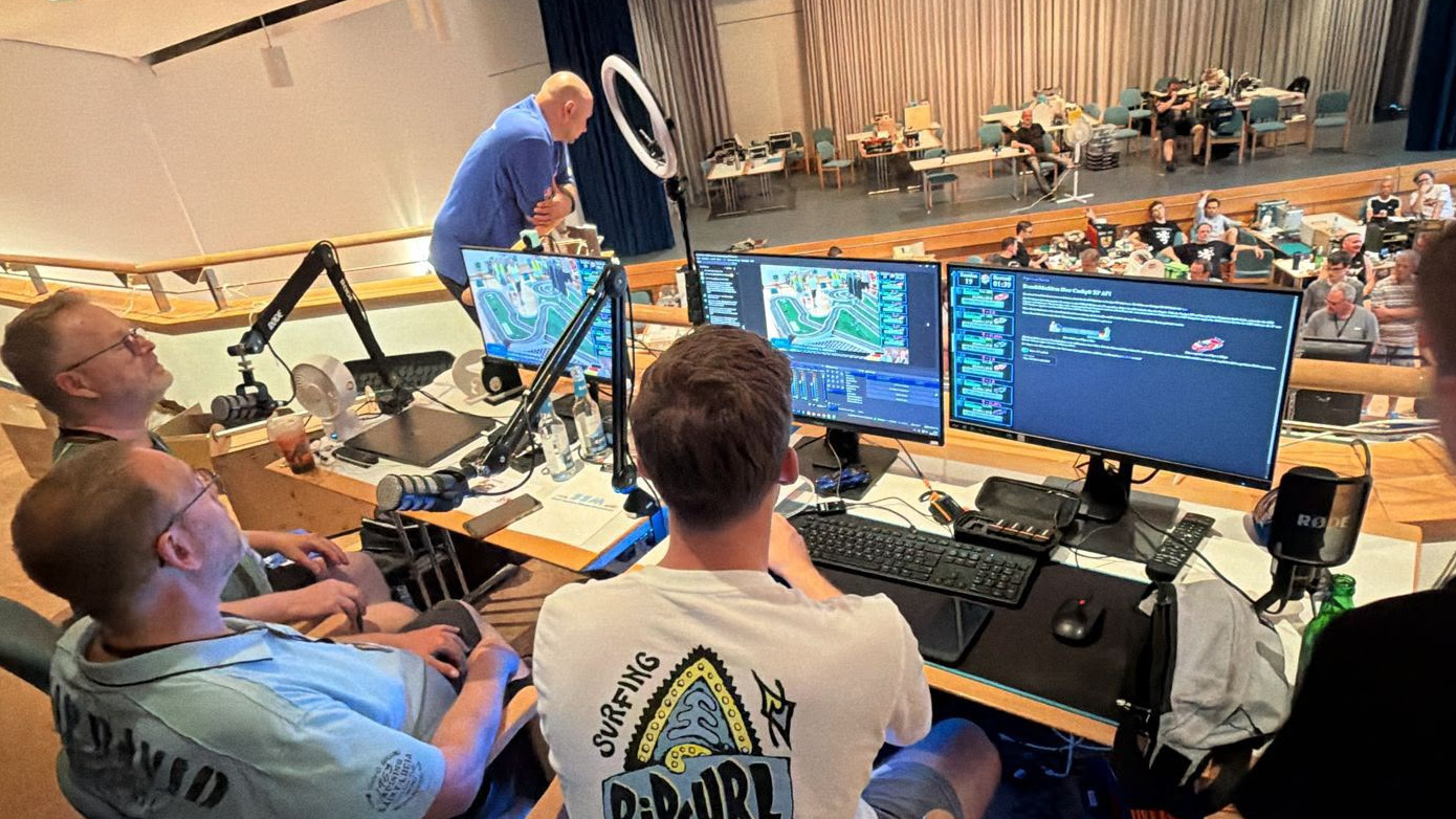 Stream-Setup beim Explorer Cup Finale 2026